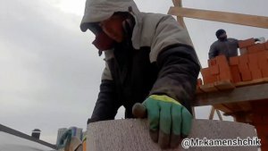 Круглое окно из кирпича