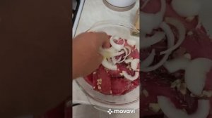 Тунец ? с луком и сливками ?, запеченный в духовке ??