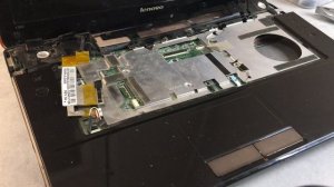 Ноутбук Lenovo Y560 - Разборка Live
