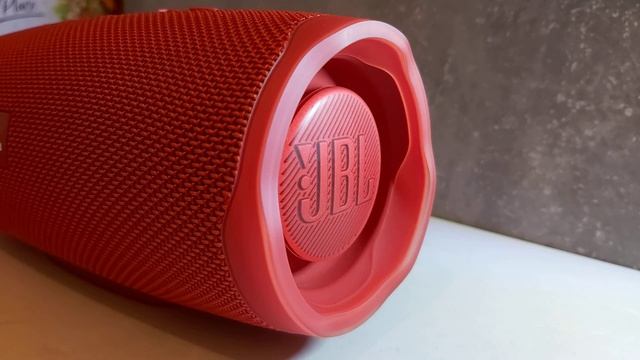 JBL Charge 4 - Bass Test 4K #jblcharge4