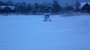 Короткий взлет самолета STOL CH 701