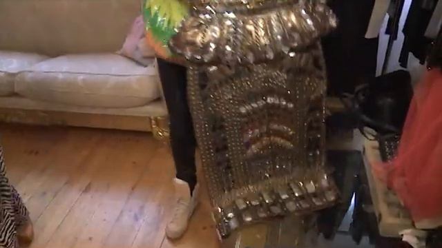 Дизайнерская одежда напрокат. Городской стиль смотреть онлайн