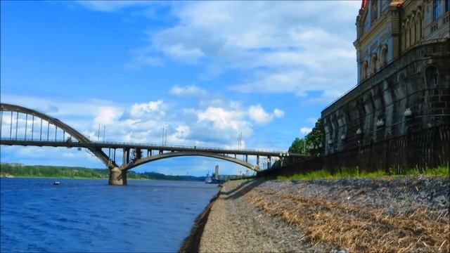 В Пресняков Течёт река Волга смотреть онлайн