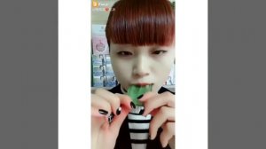 ice eating!! едят лёд