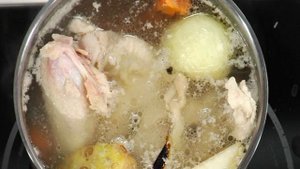 Блинчики в бульоне