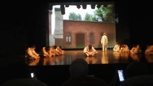 Выступление в театре Им. Г. Кариева. "Спектакль посвящённый стихам Мусы Джалиля" (Гимназия №141)