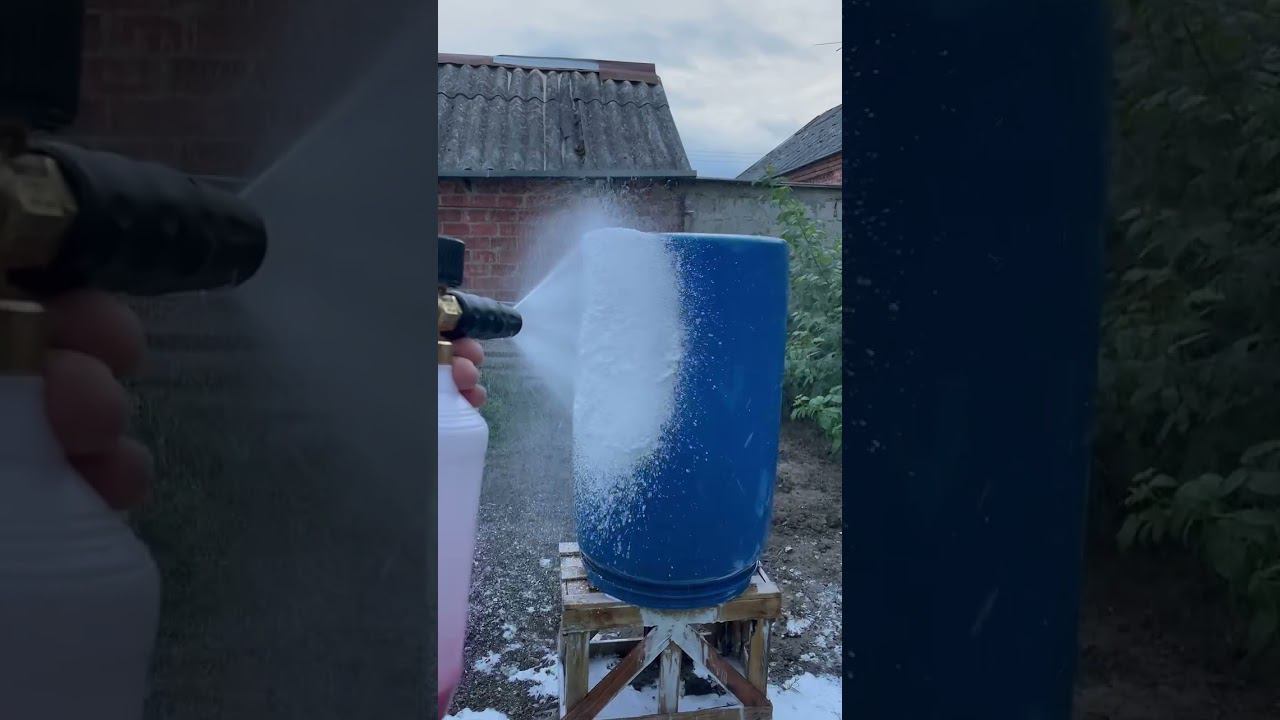 Мойка высокого давления 220В + 200 бар в работе! смотреть онлайн