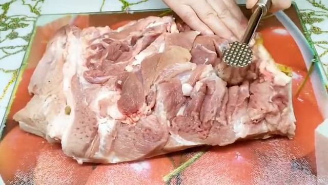 Вкуснее, чем колбаса из магазина! Приготовьте рулет из свиной рульки! Рецепт № 12 смотреть онлайн