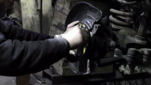 TOYOTA LAND CRUISER  80 . Редуктор переднего моста . Установка.