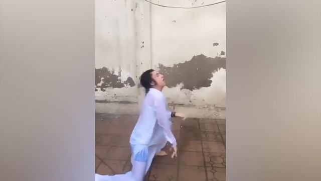 This Viral TikTok Joker Must Be Stopped !!! смотреть онлайн