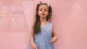 "Мама, глянька из окошка..."