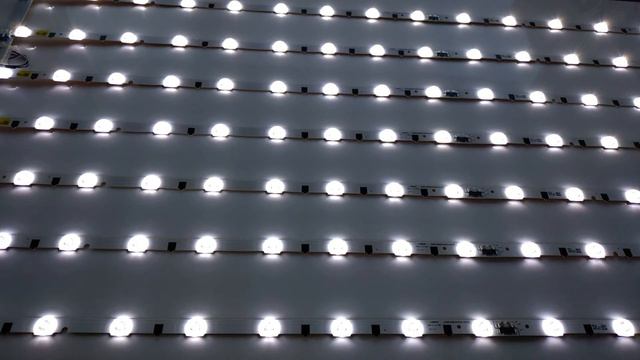 Проверка работы подсветки D2GE-420SCA-R3 для телевизора Samsung UE42F5020AK смотреть онлайн