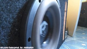 Автомобильный сабвуфер дома [Car subwoofer at home]