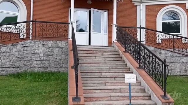 Прогулка по Клину. Клинское Подворье Фабрика ёлочных игрушек смотреть онлайн