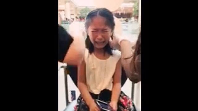 My Aleah BUG GETTING HER EARS PIERCED смотреть онлайн