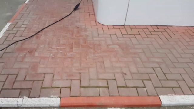 Заряжаем Nissan leaf на любой заправке. смотреть онлайн