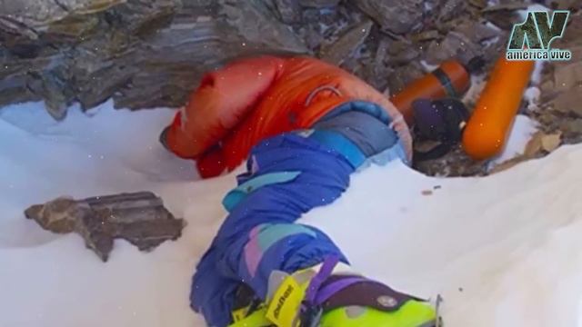 La Bella Durmiente del Everest