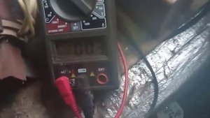 Автор Анатолий на своём канале. полный резонанс асинхронника на 1.5ква! потребление ноль ампер!