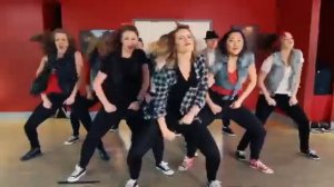 НАЧНИ УТРО С ПОЗИТИВА . КЛИП №9 . "ЛЮБЛЮ ТЕПЛО ГОРЯЧИХ ГУБ."  АНДРЕЙ ХРАМОВ.