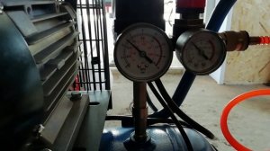 Повышающий трансформатор для запуска компресора Ремеза.