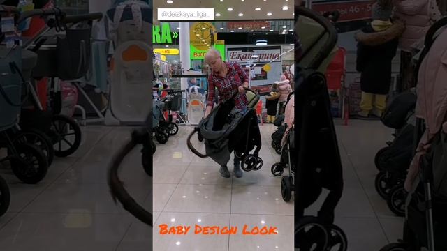 Коляски, которые складываются одной рукой