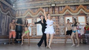 Латинские танцы в сказочном городе!