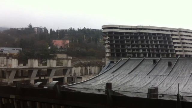 Я в Ялте! РИСОВАЧ: ламы, ОБЕЗЬЯНЫ, и кипарисы. смотреть онлайн