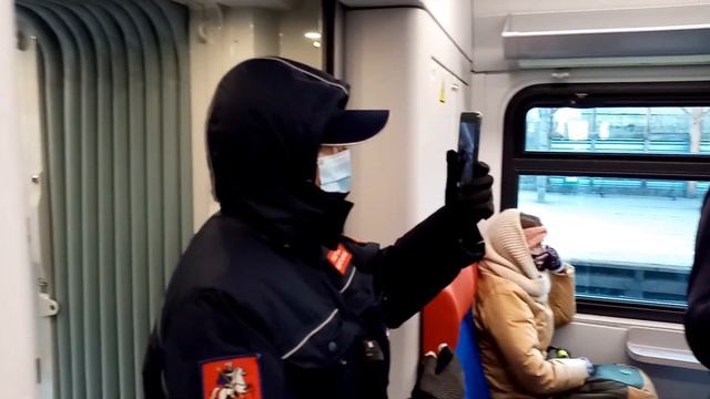 ГКУ в МЦД: не смогли выписать штраф за отсутствие маски и перчаток смотреть онлайн