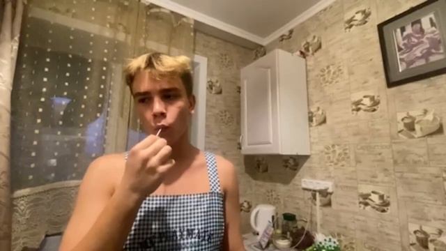 Лабораторная работа по биологии 9 класс "Действие слюны на крахмал" ученик Гафнер Олег. смотреть онлайн