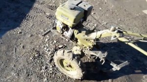 мотоблок и засыпалка картофеля к нему спереди