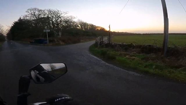 Royal Enfield Himalayan Trip - STUNNING Scottish Sunset Ride To Kilberry Sculptured Stones. смотреть онлайн