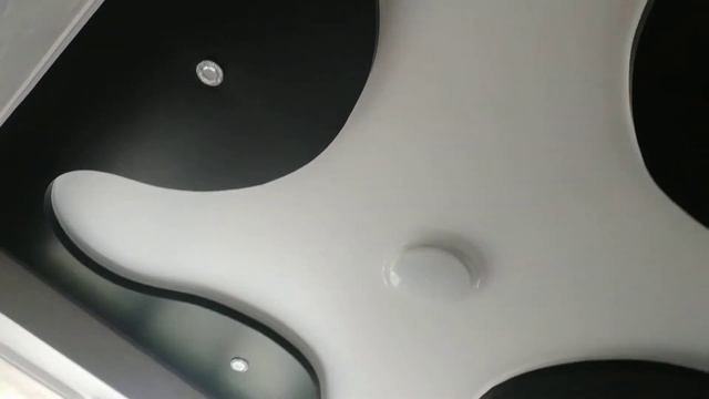 Два уровня . смотреть онлайн