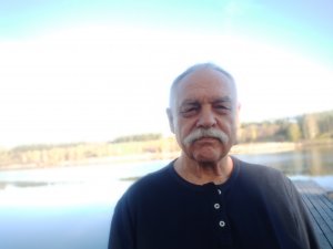 Вскрытие реторт-пакета с пловом, приготовленного на пару.