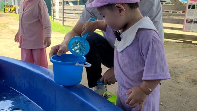 SUB 아기 일상 Vlog 이제 막 말 시작하는 아기의 동물과 힐링하며 노는 영상 힐링영상