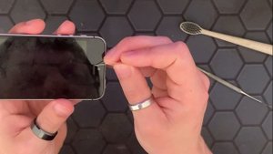 Тихий звук Iphone, не слышно собеседника, меня не слышно. Экономим на сервисе и решаем проблему сам