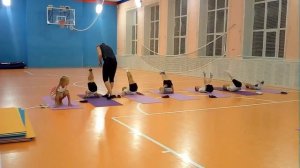 Занятие на ковриках. 5-6 лет