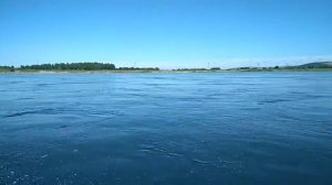 Мотор   Gladiator 9,8   лодка 2700 ,  скорость 35 км /ч ,   по Ангаре