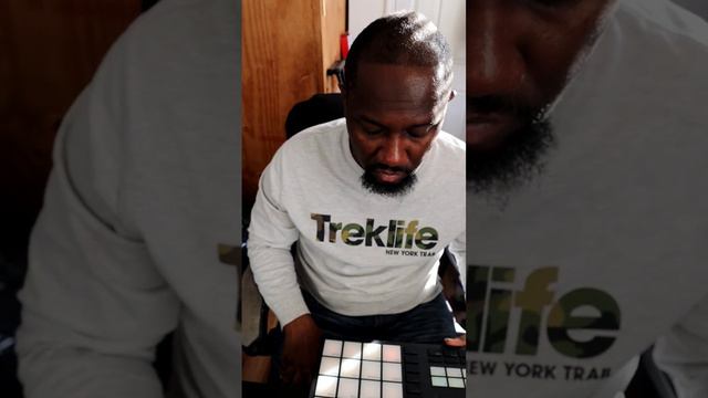 Daytime Cookup #hiphop #sampling #beatmaker #musicproducer #hiphopbeats #hitmannbeats смотреть онлайн