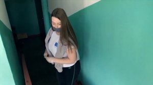 Фитнес в подъезде: комплекс упражнений на лестнице