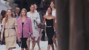 КЛАССИФИКАЦИЯ БРЕНДОВ ОДЕЖДЫ Все, что надо знать про бренды одежды Стиль и мода @style...