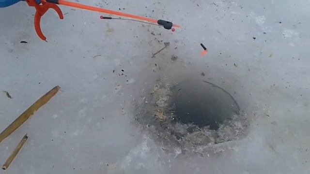 РЫБАЛКА ЗИМОЙ...ТАРАНЬ!!!!!