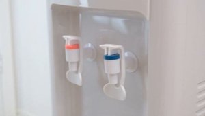 Распаковка кулера для воды LESOTO 16 LD/LK