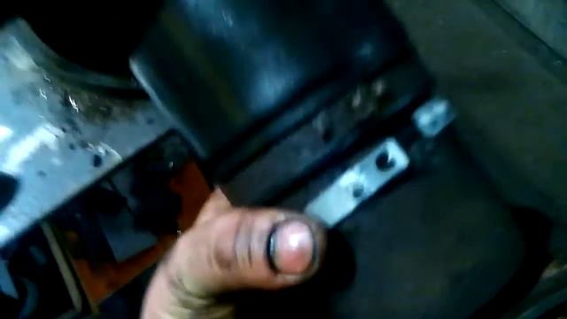 Пыльник шруса. А хомуты не по размеру ! смотреть онлайн