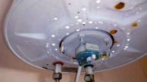 Потек водонагреватель Аристон