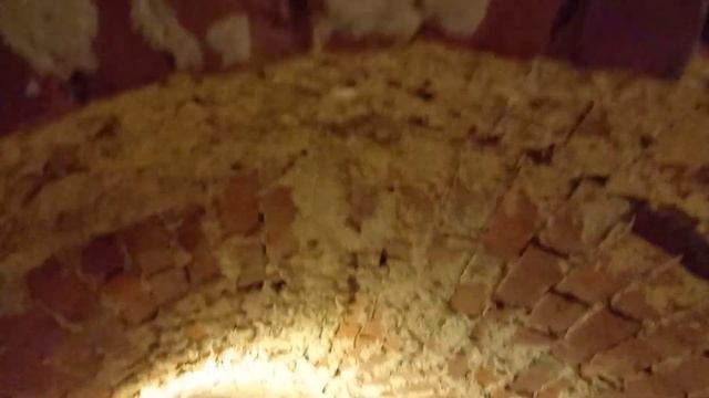 Лестницы "средневековых" сооружений как отдельное искусства.Отверстия внутри пролетов! смотреть онлайн