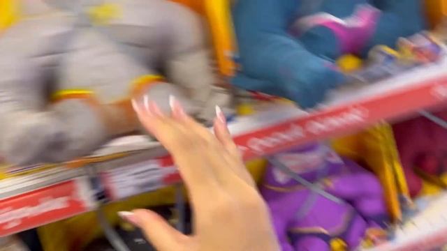 Outlet mall “212” Сюда ходят только местные и арабы.Рускоязычные не знают про это? смотреть онлайн