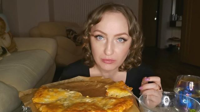4-х ЭТАЖНАЯ ПИЦЦА 4 СЫРА / ПИЦЦА ПИРОГ / 1 КГ ПИЦЦЫ / МУКБАНГ