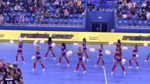 Черлидинг шоу Lucky Demons Cheerleaders - официальная группа поддержки ПГК ЦСКА