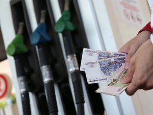 НПЗ предупредили о повышении цен на бензин