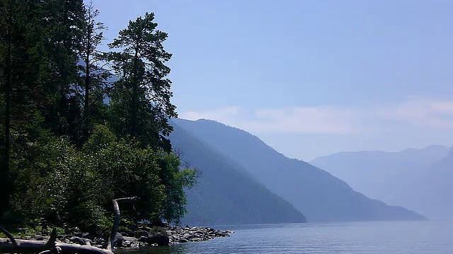 Над Телецким дождь-песня.mp4